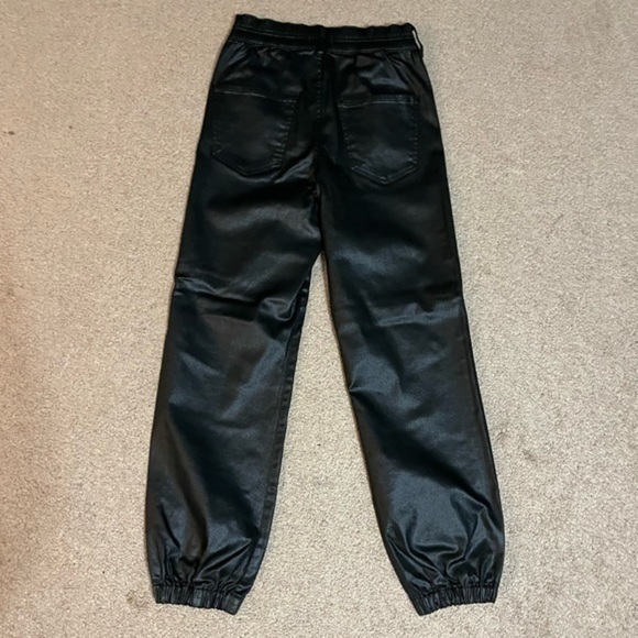 Express Black Jogger Vegan leather Super High Rise Size 2 - Picture 8 of 11